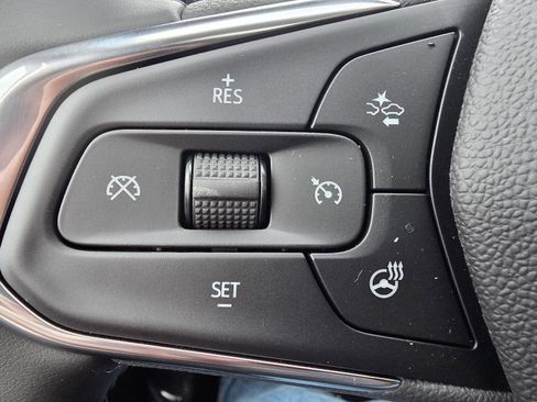 New 2026 Chevrolet Trax LT image 6