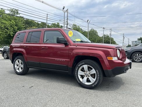 Used 2012 Jeep Patriot Sport w/ PWR Value Group AWD/4WD image 3