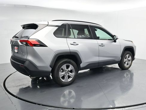 Used 2024 Toyota RAV4 XLE AWD/4WD image 8