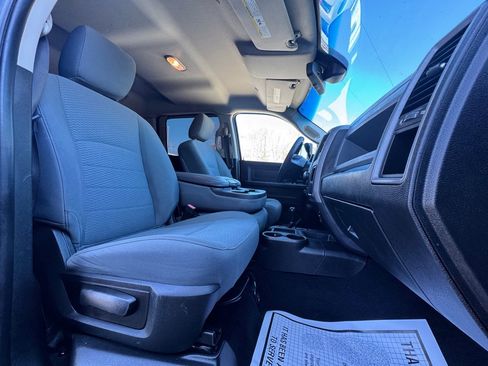 Used 2018 RAM 3500 Tradesman w/ Max Tow Package image 9