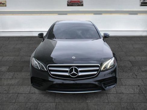 Used 2018 Mercedes-Benz E 300 image 2