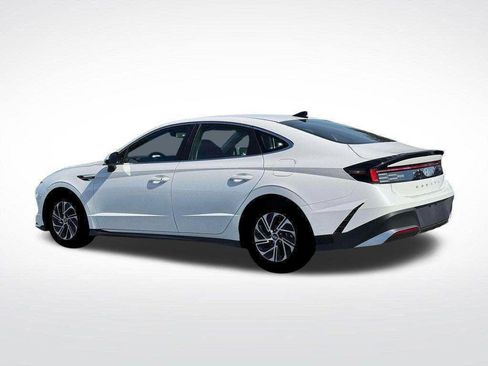 New 2026 Hyundai Sonata Blue FWD image 4
