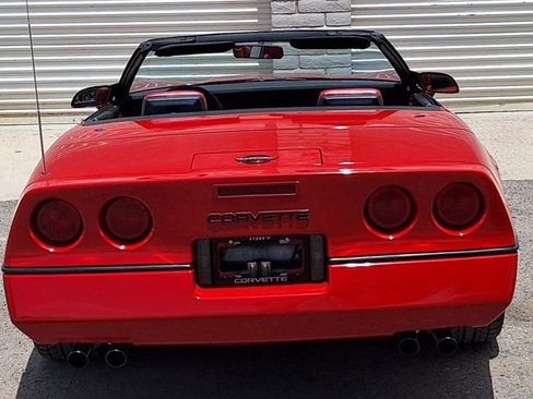 Used 1987 Chevrolet Corvette Convertible image 5