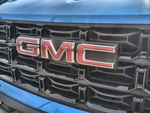 Used 2024 GMC Canyon Elevation w/ Convenience Package image 30