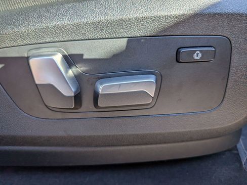 Used 2023 BMW X5 xDrive40i image 41