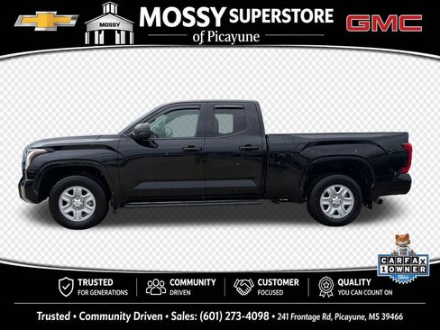 Used 2024 Toyota Tundra SR w/ SR Tow Package RWD image 2