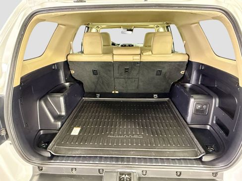 Used 2022 Toyota 4Runner SR5 Premium w/ Moonroof Package AWD/4WD image 27
