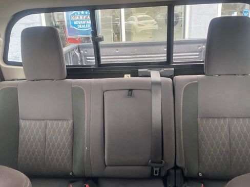 Used 2021 Nissan Titan SV w/ Accessory Utility Package image 21