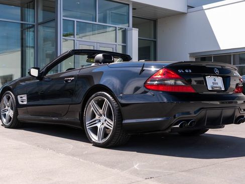 Used 2011 Mercedes-Benz SL 63 AMG image 8