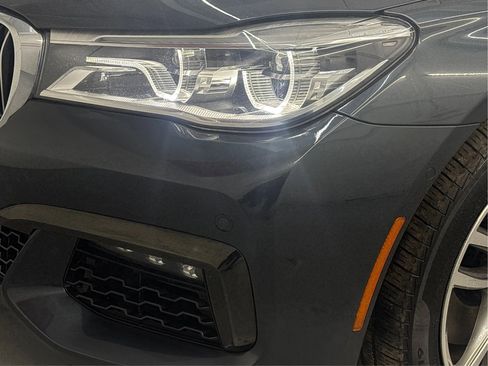 Used 2019 BMW 750i xDrive 750i xDrive Sedan 4D w/ Executive Package image 33