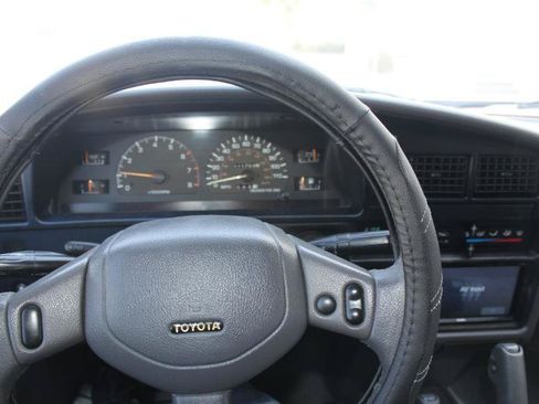 Used 1989 Toyota Pickup SR5 AWD/4WD image 22