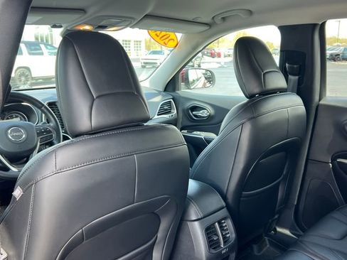Used 2020 Jeep Cherokee Latitude Lux w/ Quick Order Package 26H Lux AWD/4WD image 33