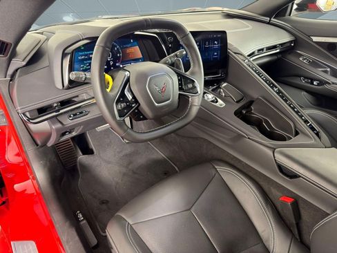 Used 2024 Chevrolet Corvette Stingray Preferred Conv w/ Stealth Interior Trim Package image 4