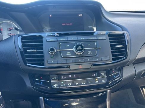Used 2016 Honda Accord Sport image 11