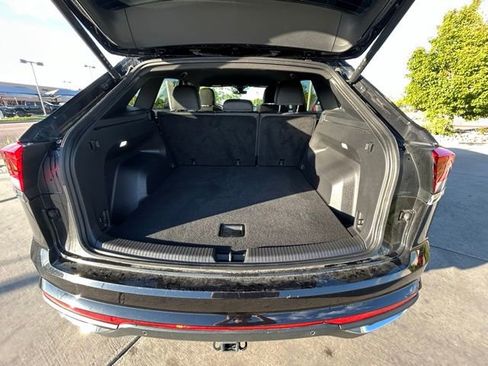 Used 2025 Volkswagen Atlas Cross Sport SE AWD/4WD image 30