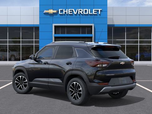 New 2026 Chevrolet TrailBlazer LT w/ LT Cold Weather Package FWD image 27
