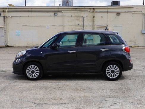 Used 2014 FIAT 500L Pop image 2