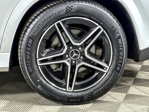 Used 2025 Mercedes-Benz GLE 53 AMG 4MATIC image 26
