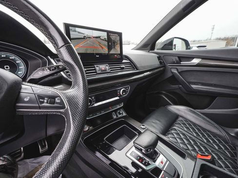 Used 2023 Audi SQ5 Premium Plus w/ Premium Plus Package image 18