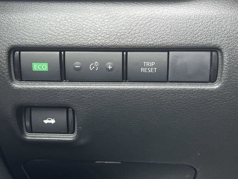 Used 2023 Nissan Sentra SR w/ Midnight Edition Package image 27