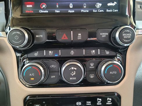 Used 2019 RAM 2500 Laramie image 12