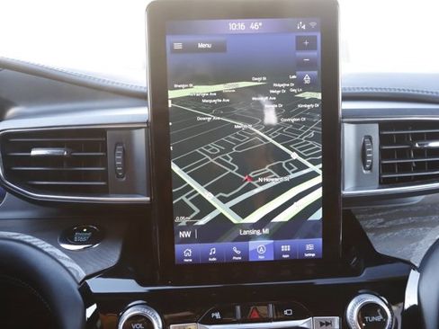 Used 2021 Ford Explorer Platinum w/ Equipment Group 601A image 27