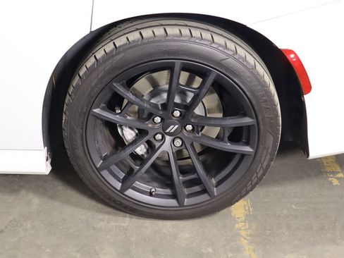Used 2022 Dodge Charger Scat Pack w/ Dynamics Package RWD image 42