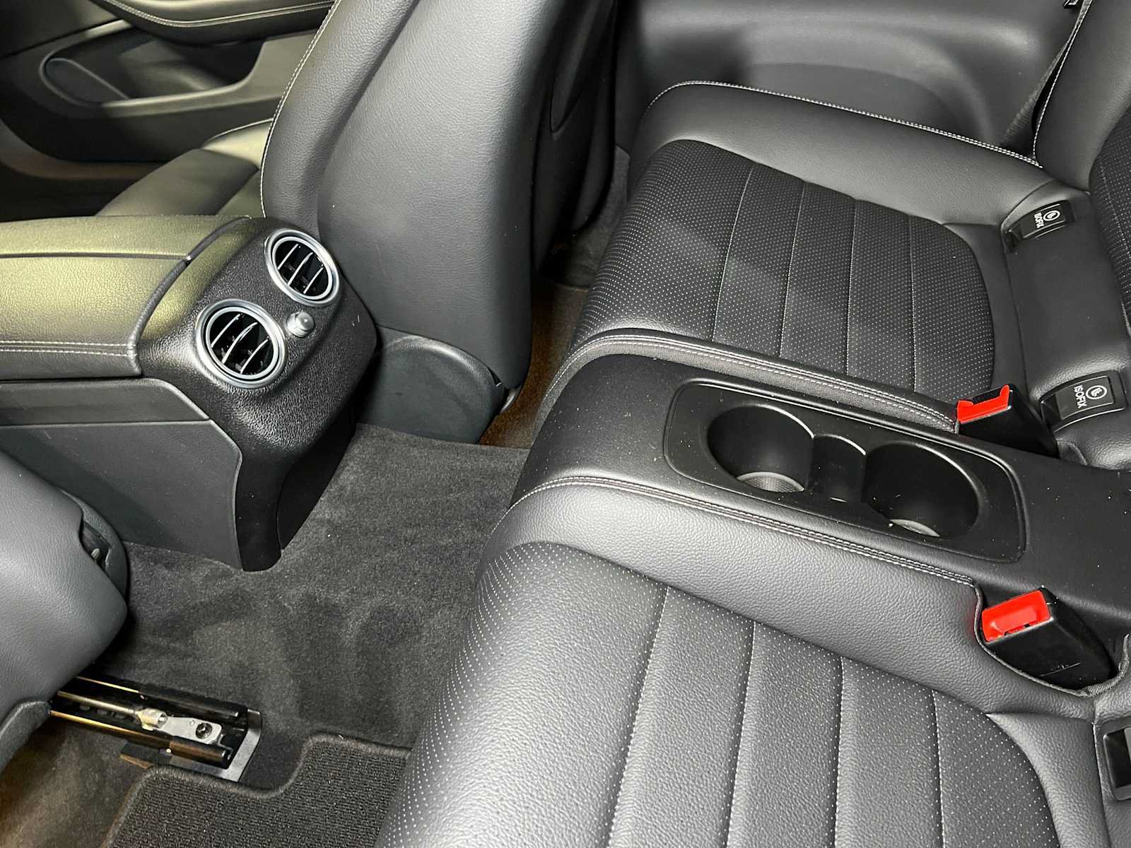 Certified 2017 Mercedes-Benz C 300 Coupe image 23