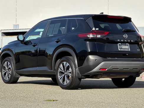 Certified 2023 Nissan Rogue SV image 6
