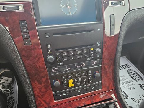 Used 2009 Cadillac Escalade ESV AWD image 33