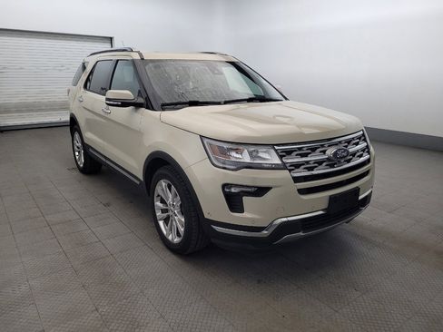 Used 2018 Ford Explorer Limited w/ Equipment Group 301A AWD/4WD image 13
