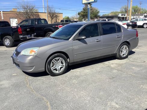 Used 2007 Chevrolet Malibu LS image 18