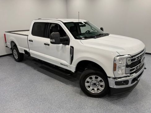 Certified 2024 Ford F250 XLT AWD/4WD image 34