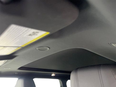 Used 2021 Land Rover Range Rover Evoque R-Dynamic SE image 71