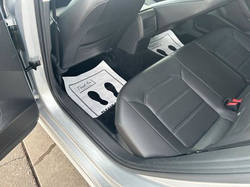 Used 2015 Volkswagen Passat 1.8T image 9