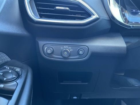 Used 2021 Chevrolet TrailBlazer LT w/ Convenience Package image 18