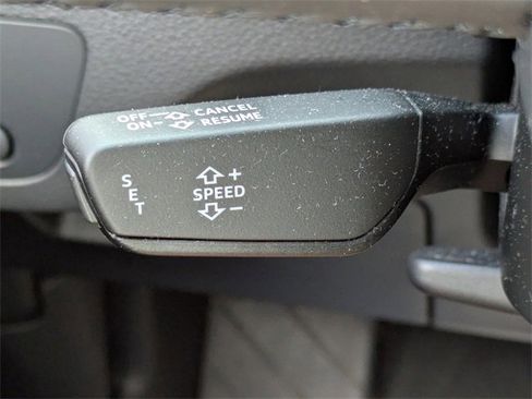 Used 2018 Audi Q5 2.0T Premium Plus w/ Premium Plus Package image 23