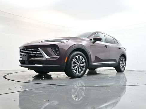 Used 2024 Buick Envision Preferred image 25