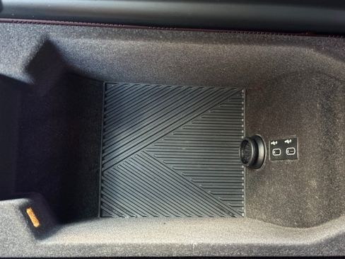 Used 2023 BMW 740i RWD image 39