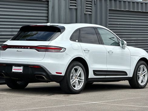 Used 2022 Porsche Macan AWD/4WD image 8