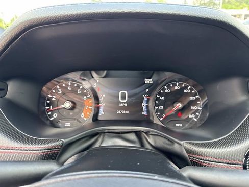 Used 2025 Jeep Compass Trailhawk AWD/4WD image 27