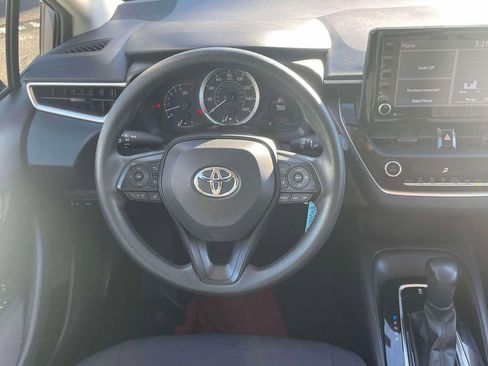 Used 2022 Toyota Corolla LE image 13
