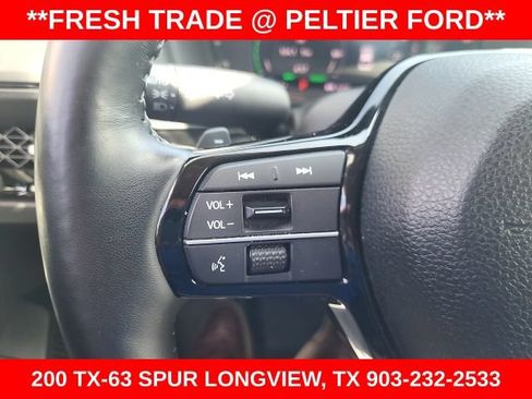 Used 2025 Honda Accord Touring image 11