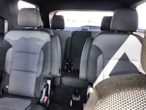 Certified 2023 Chevrolet Traverse LT image 21