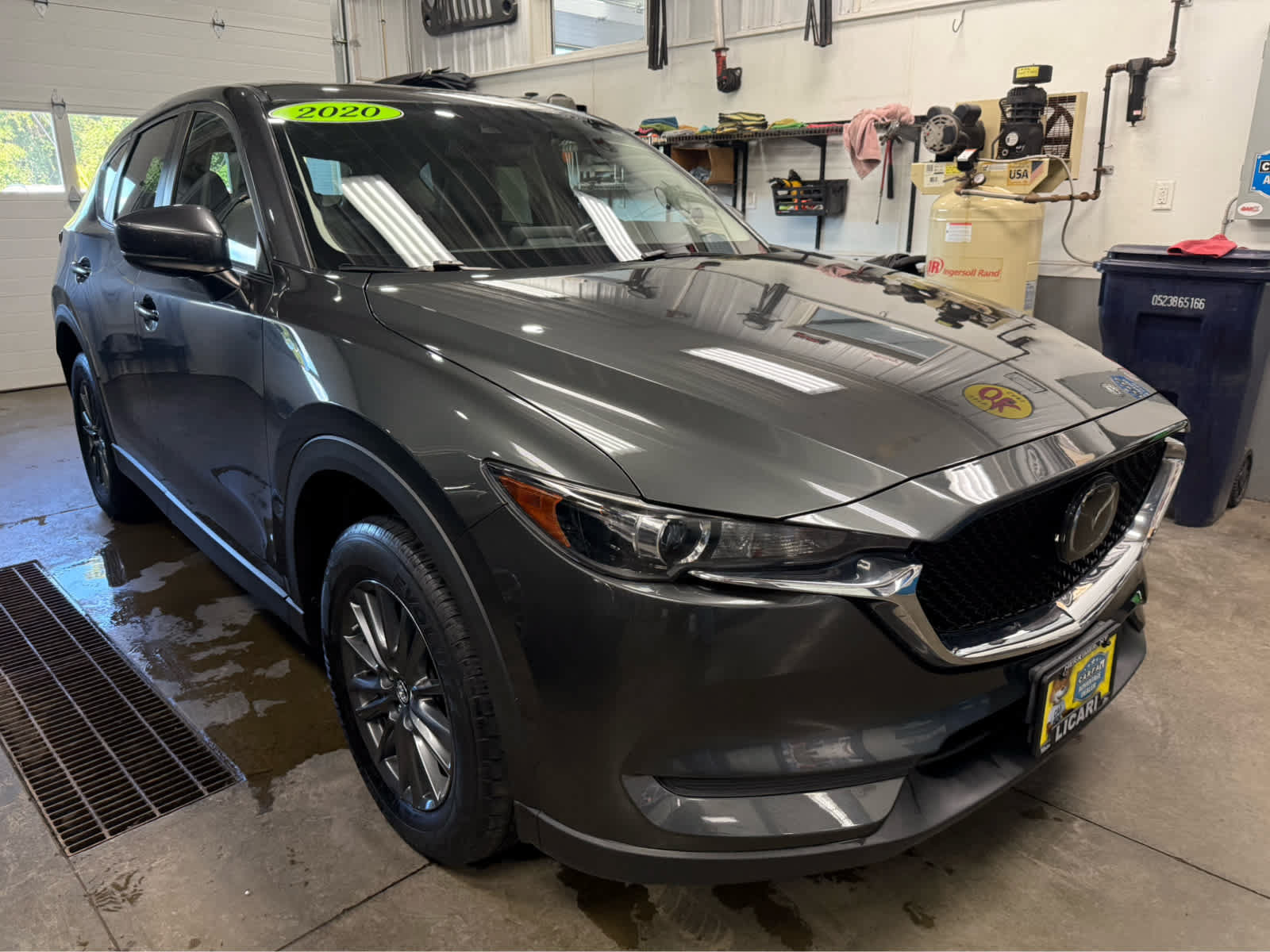 Used 2020 MAZDA CX-5 Touring AWD/4WD image 3