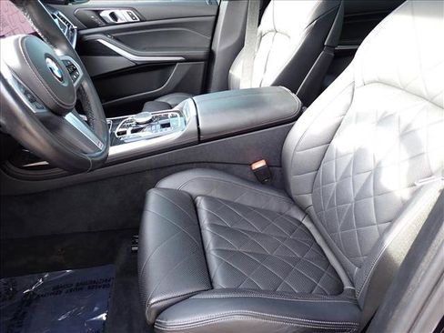 Used 2023 BMW X7 xDrive40i w/ M Sport Package AWD/4WD image 14