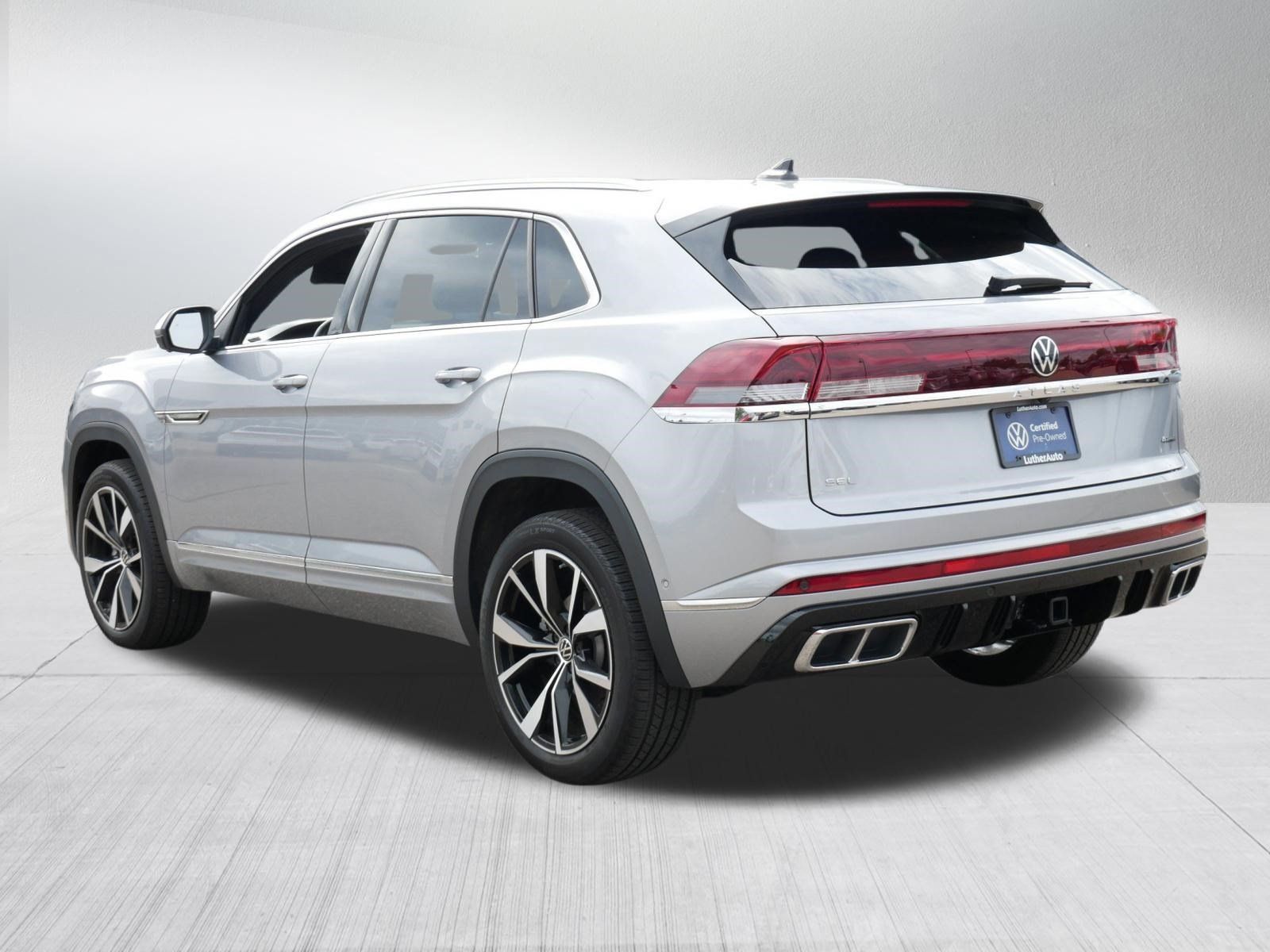 Certified 2026 Volkswagen Atlas Cross Sport SEL Premium R-Line AWD/4WD image 5