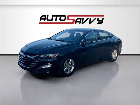 Used 2024 Chevrolet Malibu LT FWD image 3