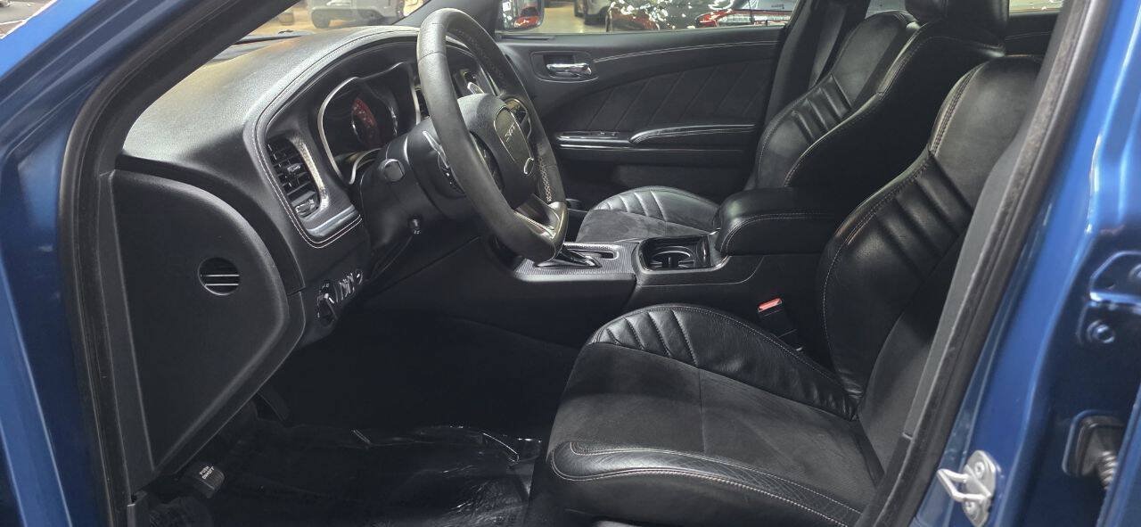 Used 2022 Dodge Charger SRT Hellcat w/ Alcantara Interior Package RWD image 16