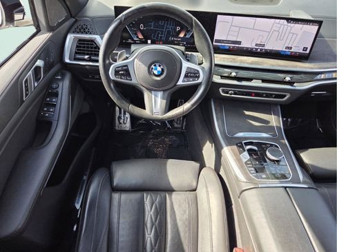 Used 2024 BMW X5 xDrive40i w/ M Sport Package AWD/4WD image 13